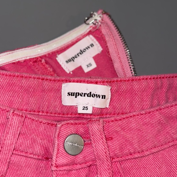 PINK DENIM SET W/ CORSET TOP
DOMONIQUE STRAPLESS DENIM TOP
DOMONIQUE DENIM SHORT - Picture 7 of 8